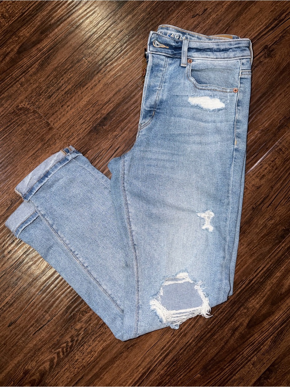 American Eagle Light Blue Distressed Women's Jeans